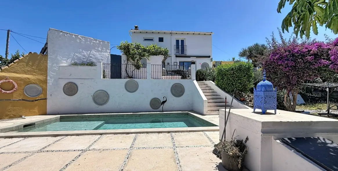 Sale of detached villa in Vélez-Málaga 50