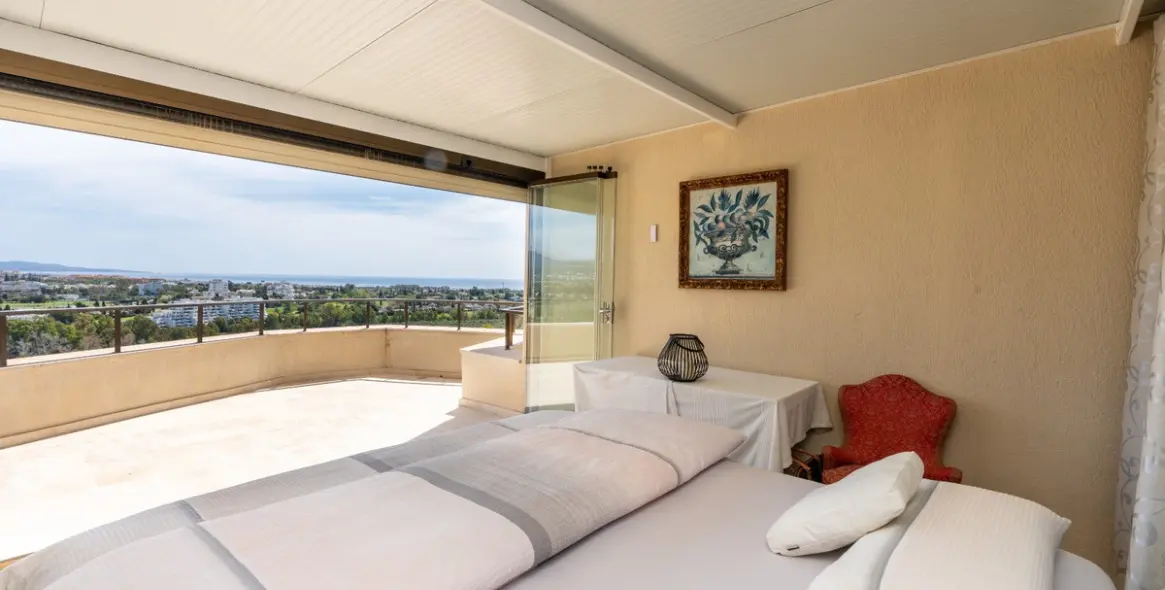Продажа пентхауса в Estepona 26