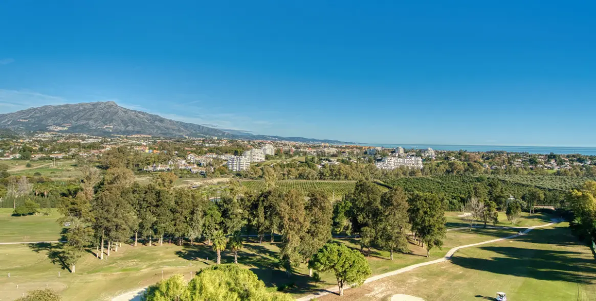 Продажа пентхауса в Estepona 34