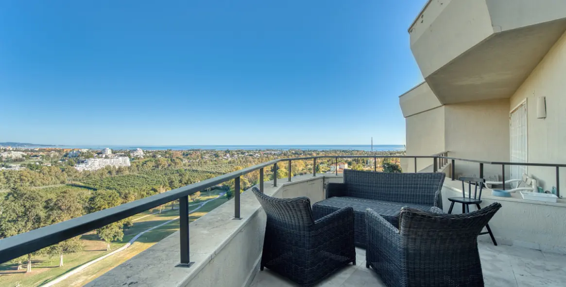 Продажа пентхауса в Estepona 35