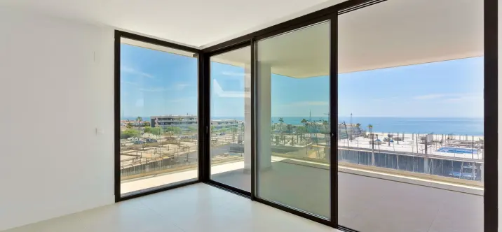 Venta de apartamento en planta media en Fuengirola 2