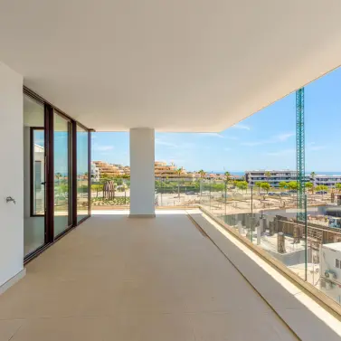 Venta de apartamento en planta media en Fuengirola