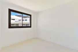 Image 7 thumb