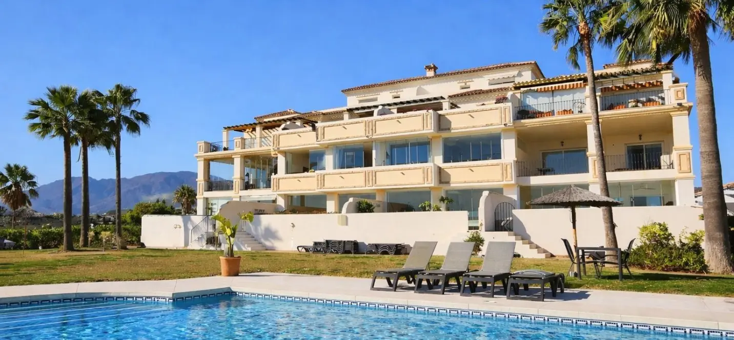 Sale of middle floor apartment in Selwo 3