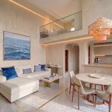 Продажа двухуровневых апартаментов в Marbella