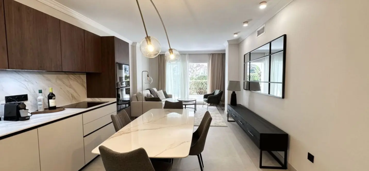 Продажа апартаментов на первом этаже в San Pedro de Alcántara 1