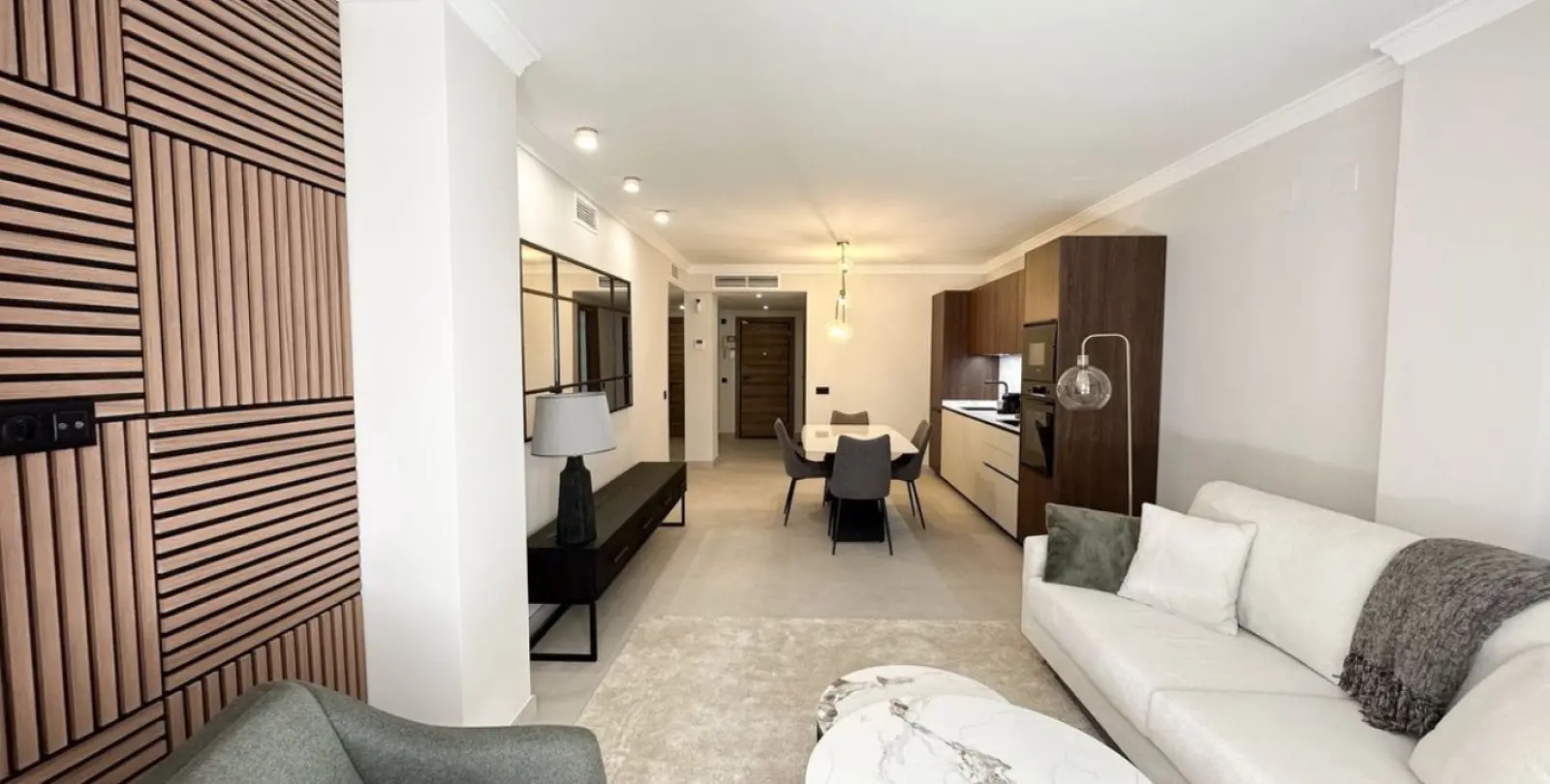 Продажа апартаментов на первом этаже в San Pedro de Alcántara 4