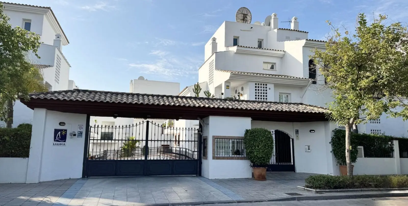 Продажа апартаментов на первом этаже в San Pedro de Alcántara 17