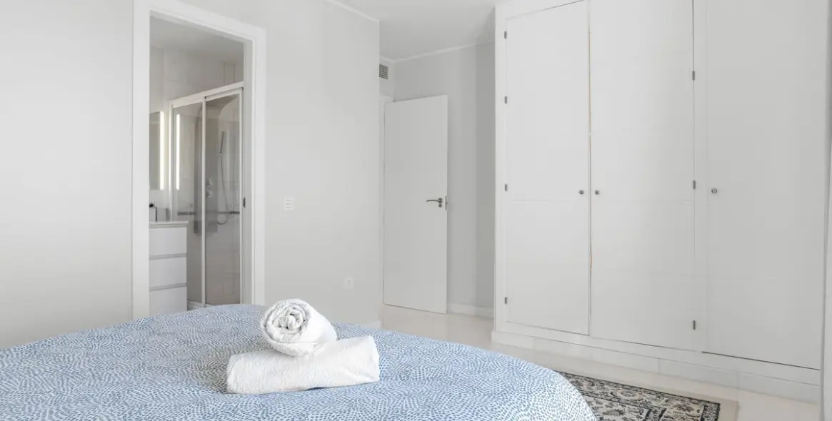 Продажа двухуровневого пентхауса в Doña Julia 15