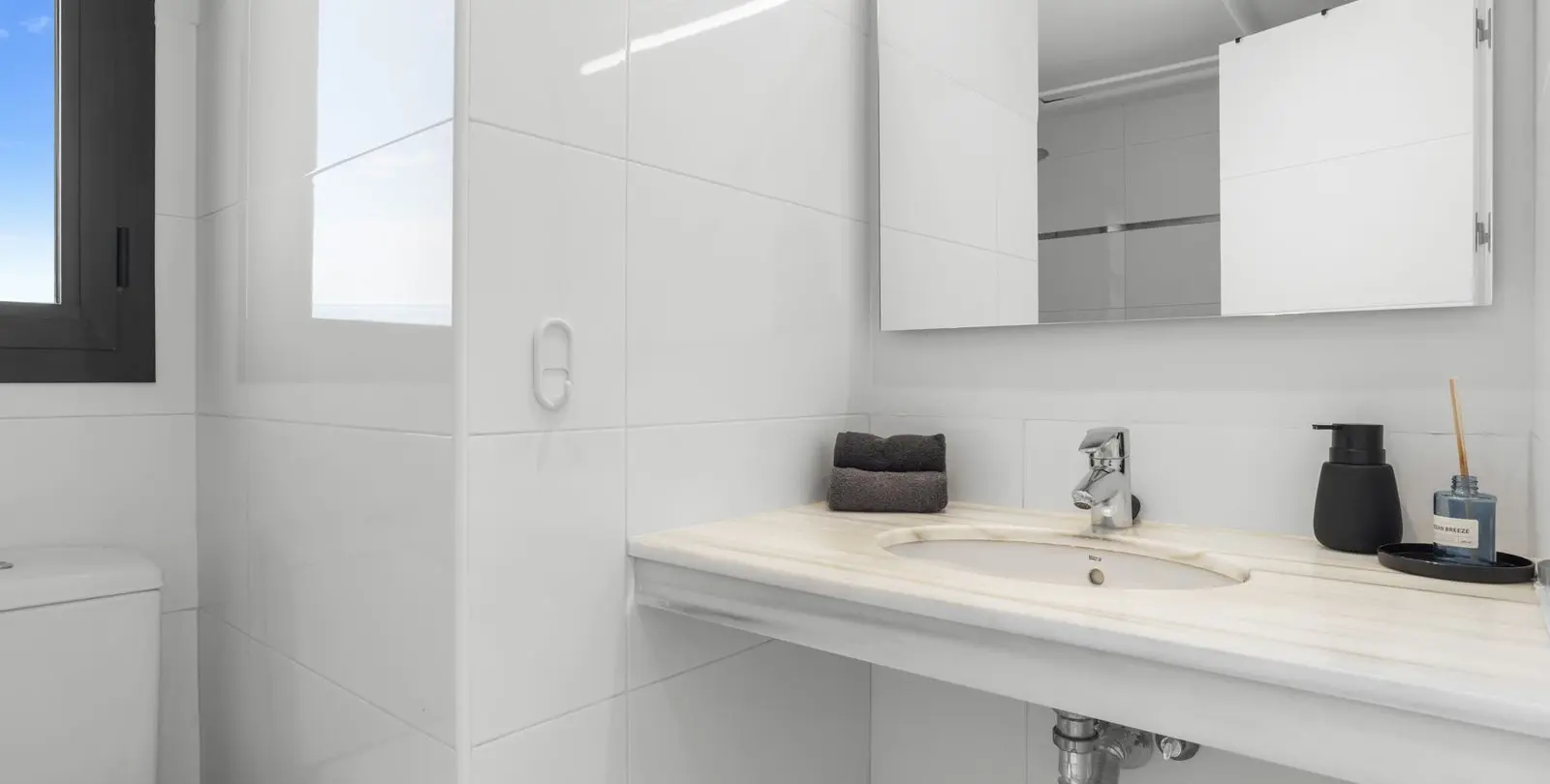 Продажа двухуровневого пентхауса в Doña Julia 26