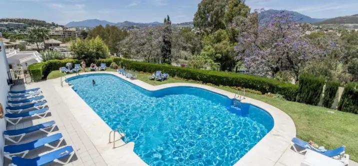 Sale of townhouse in Nueva Andalucía 0