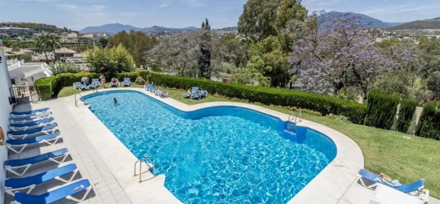 Sale of townhouse in Nueva Andalucía 0