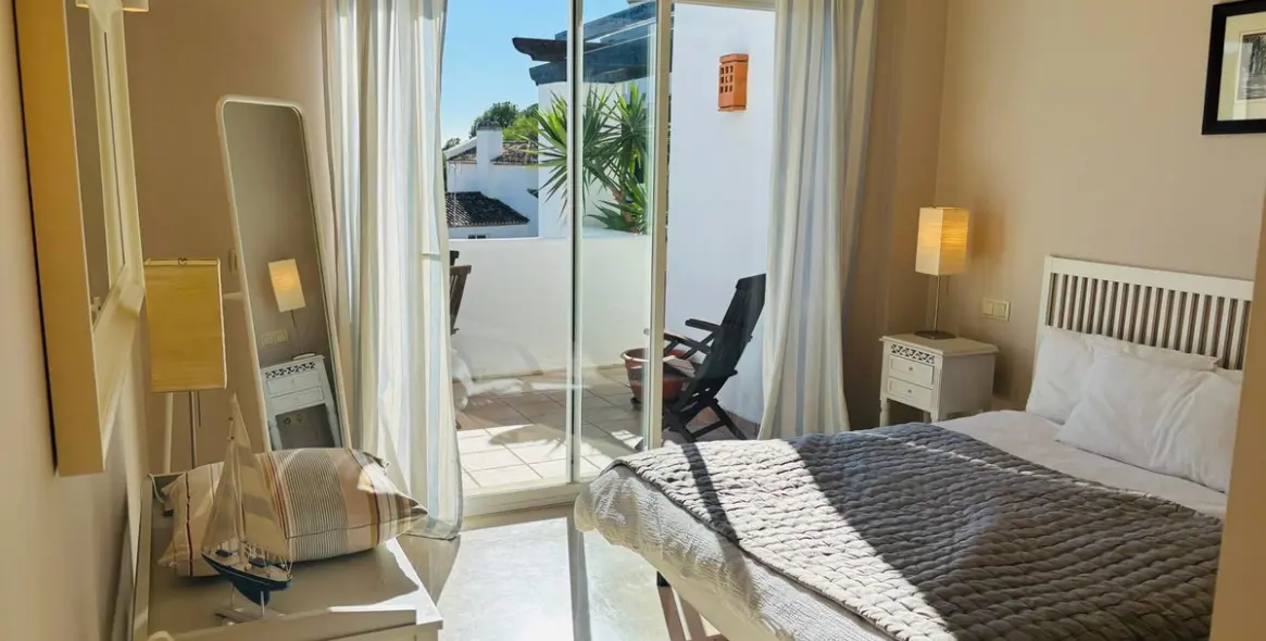 Sale of penthouse in La Quinta 21