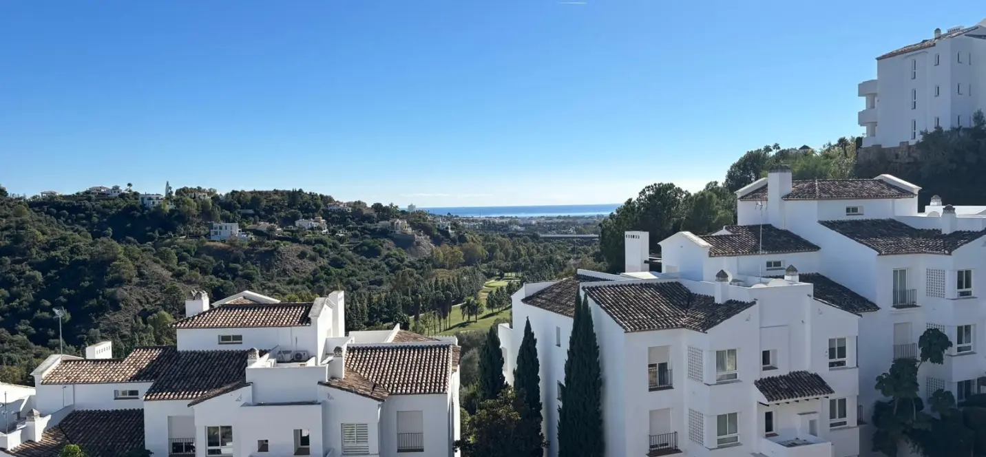 Sale of penthouse in La Quinta 0