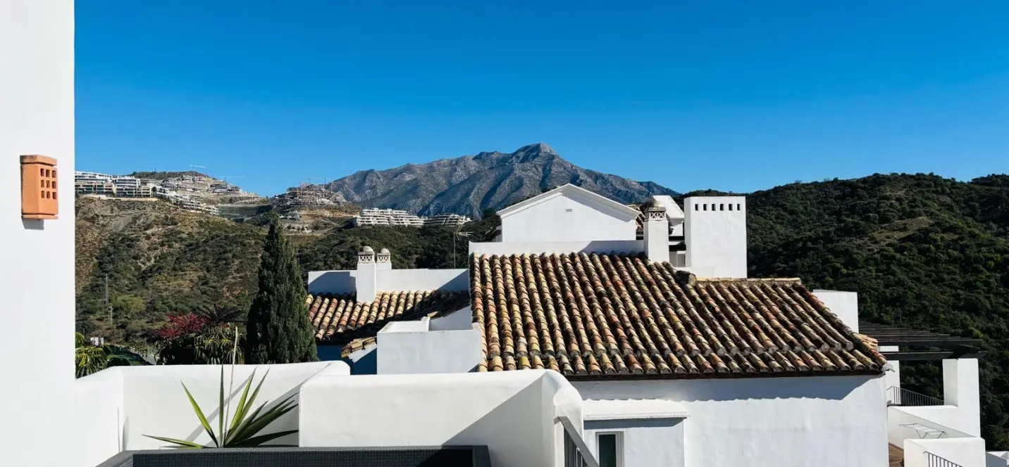 Sale of penthouse in La Quinta 4