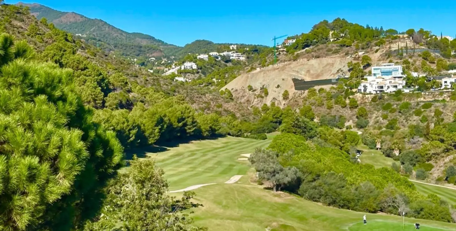 Sale of penthouse in La Quinta 15