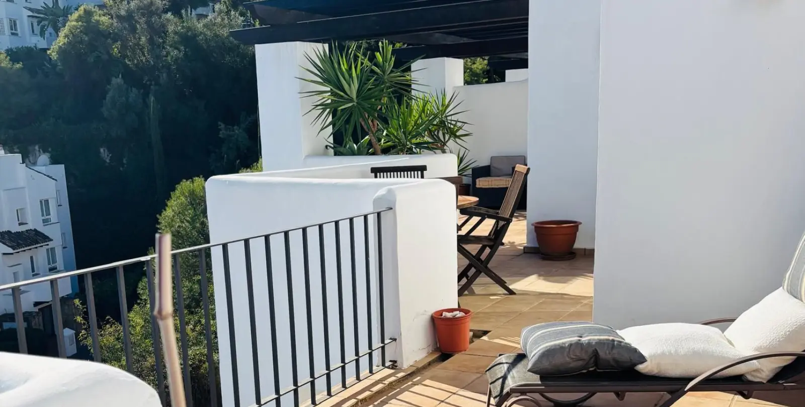 Sale of penthouse in La Quinta 18