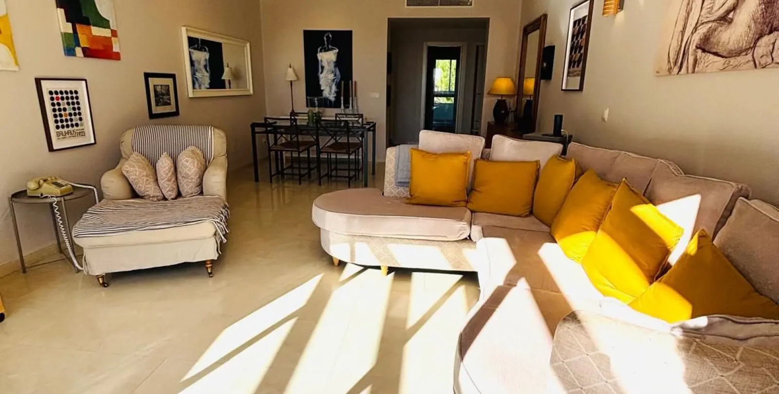 Sale of penthouse in La Quinta 24