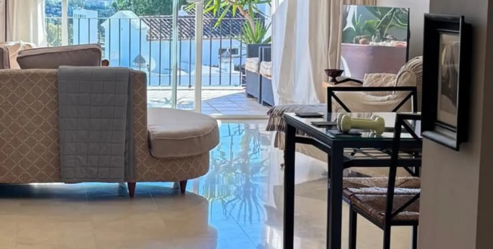 Sale of penthouse in La Quinta 42