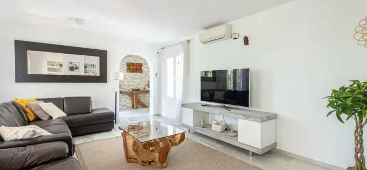 Venta de villa independiente en Estepona 4