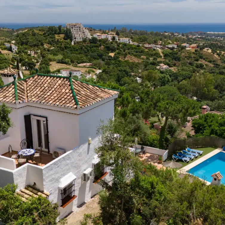 Venta de villa independiente en Estepona