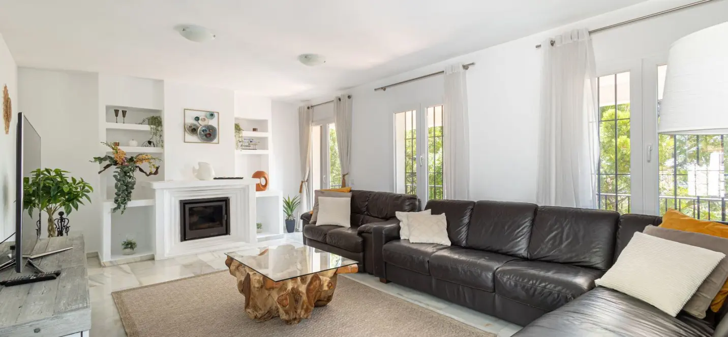 Venta de villa independiente en Estepona 3
