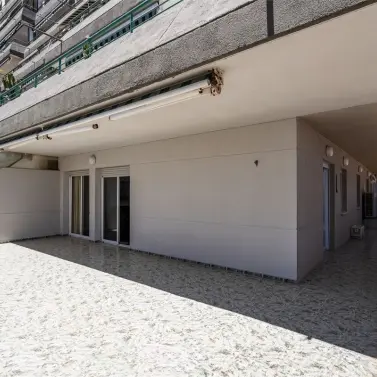 Sale of middle floor apartment in Fuengirola