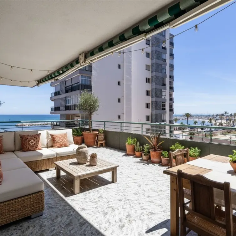 Venta de apartamento en planta media en Fuengirola