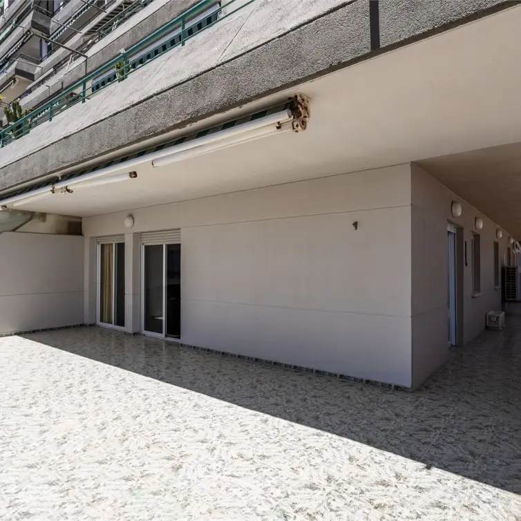 Venta de apartamento en planta media en Fuengirola