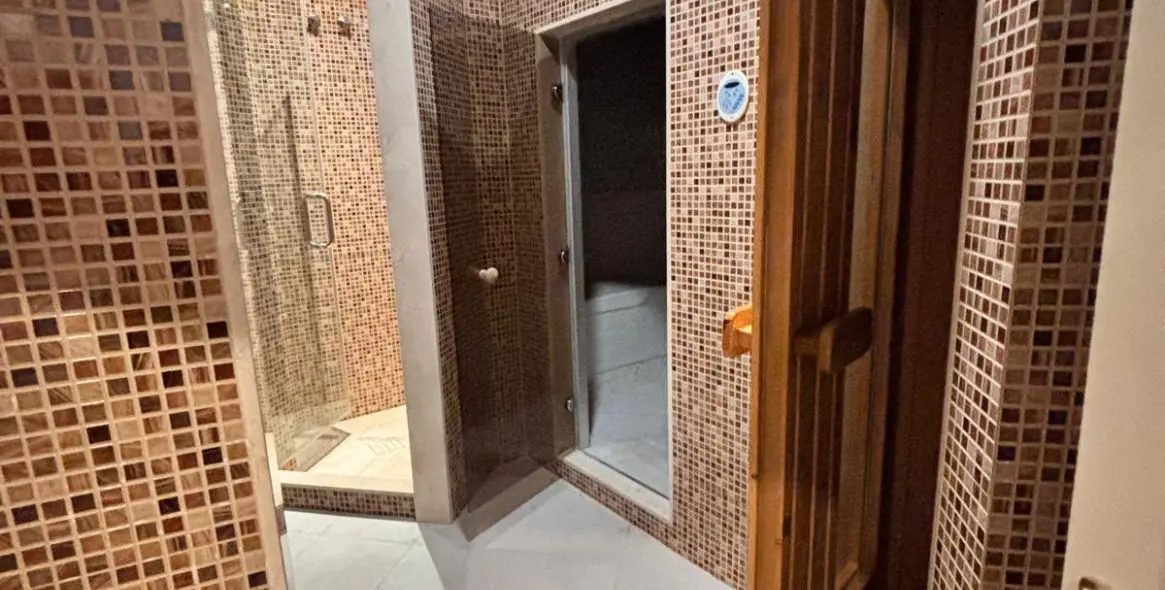 Sale of ground floor apartment in Estepona 31