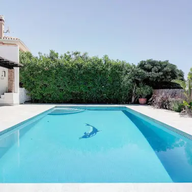 Venta de villa independiente en Calahonda