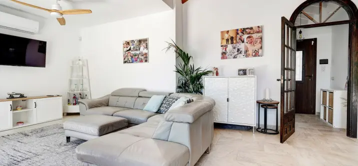 Venta de villa independiente en Calahonda 3