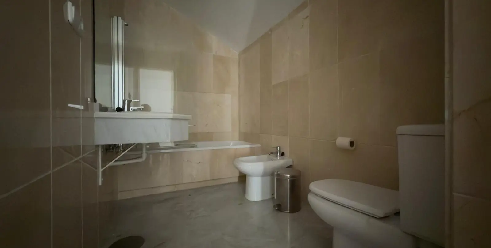Sale of penthouse duplex in Guadalmina Baja 10