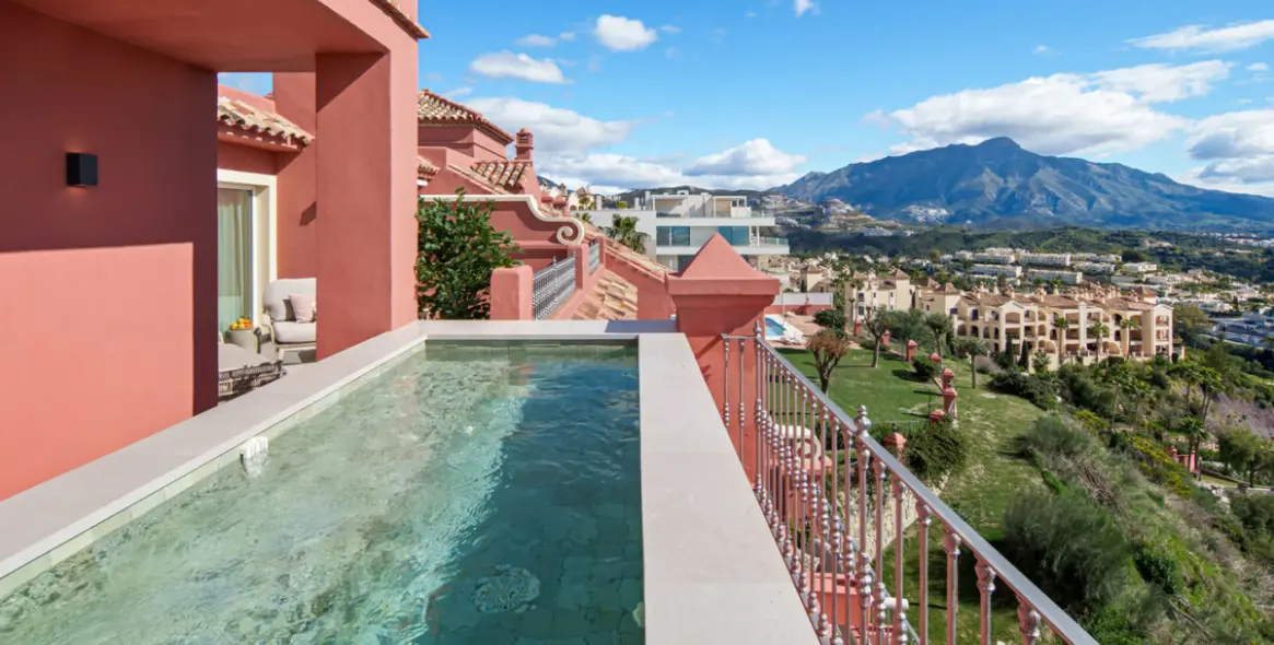Venta de ático dúplex en Monte Halcones 1