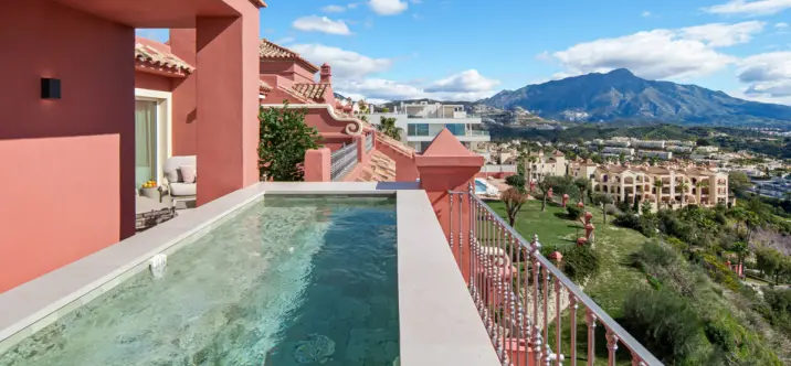 Venta de ático dúplex en Monte Halcones 0