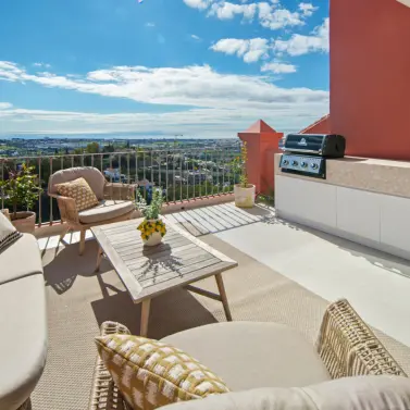 Venta de ático dúplex en Monte Halcones