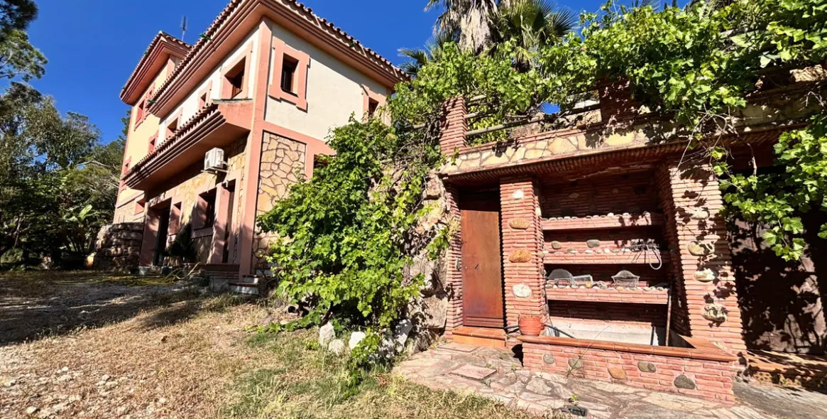 Venta de villa independiente en Estepona 7