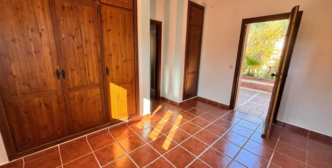 Venta de villa independiente en Estepona 11