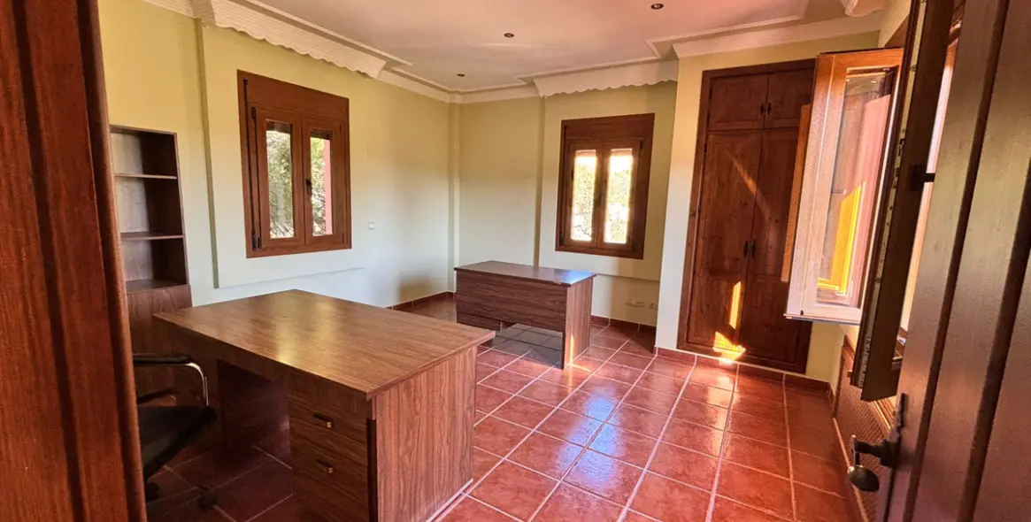Venta de villa independiente en Estepona 18