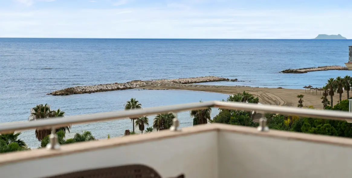 Продажа апартаментов на среднем этаже в Puerto Banús 19