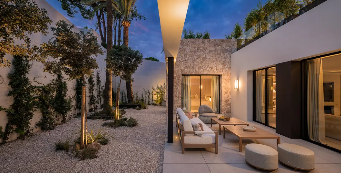 Sale of detached villa in Nueva Andalucía 4