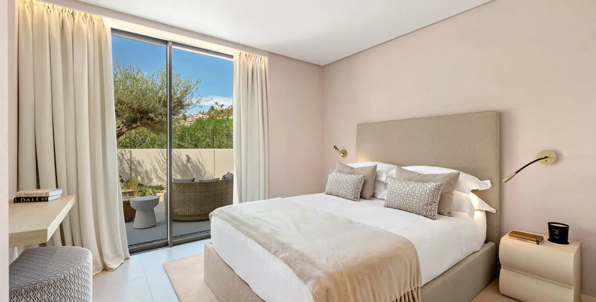 Sale of detached villa in Nueva Andalucía 48