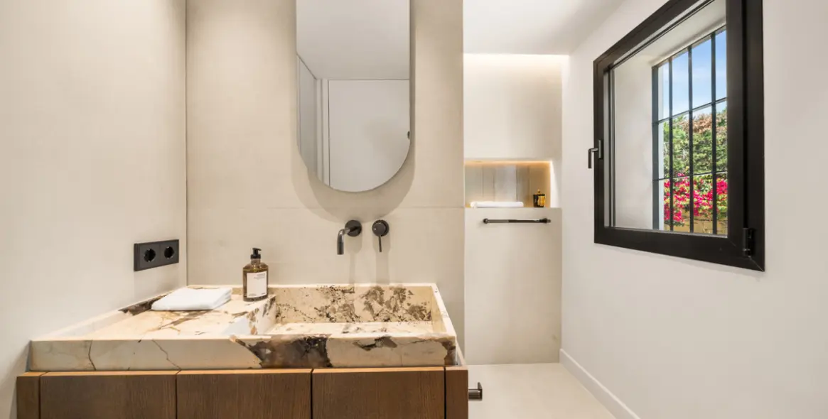 Venta de villa independiente en The Golden Mile 25