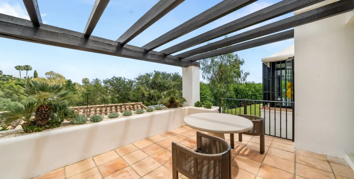 Venta de villa independiente en The Golden Mile 40