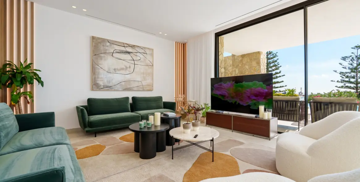 Sale of detached villa in La Quinta 34