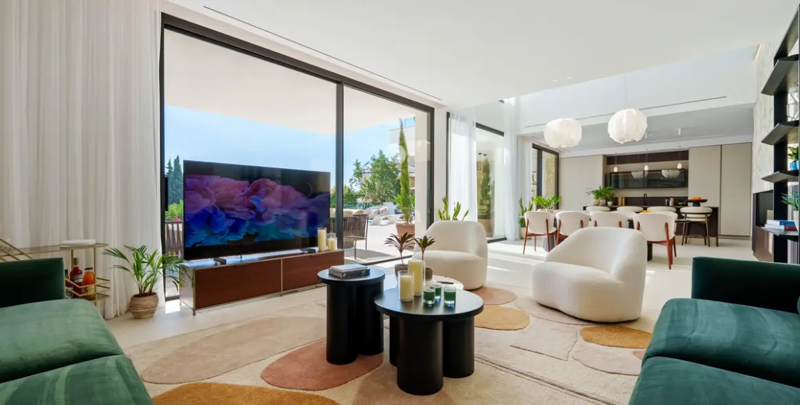 Sale of detached villa in La Quinta 37