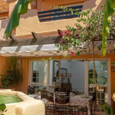 Long-term rent of townhouse in The Golden Mile