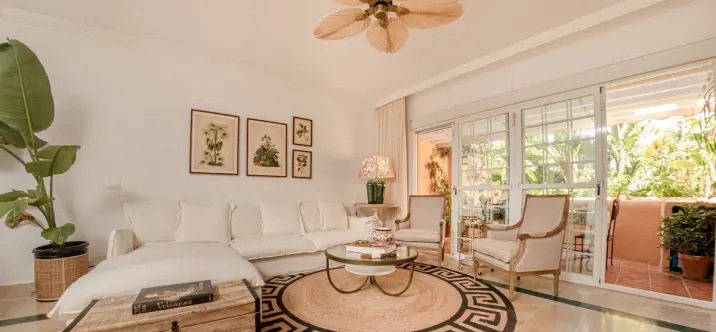 Long-term rent of townhouse in The Golden Mile 3
