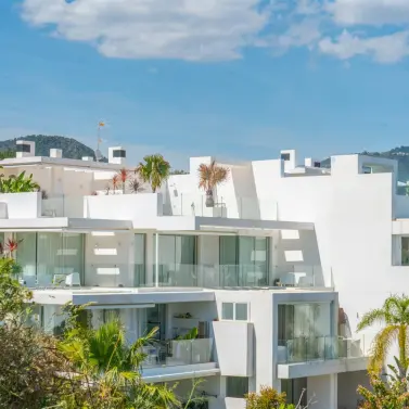Long-term rent of middle floor apartment in Ojén