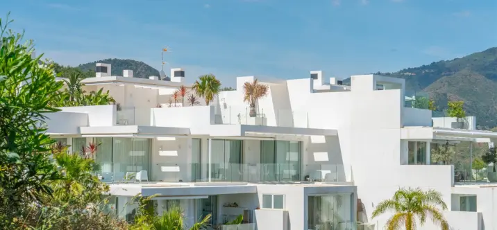 Long-term rent of middle floor apartment in Ojén 0